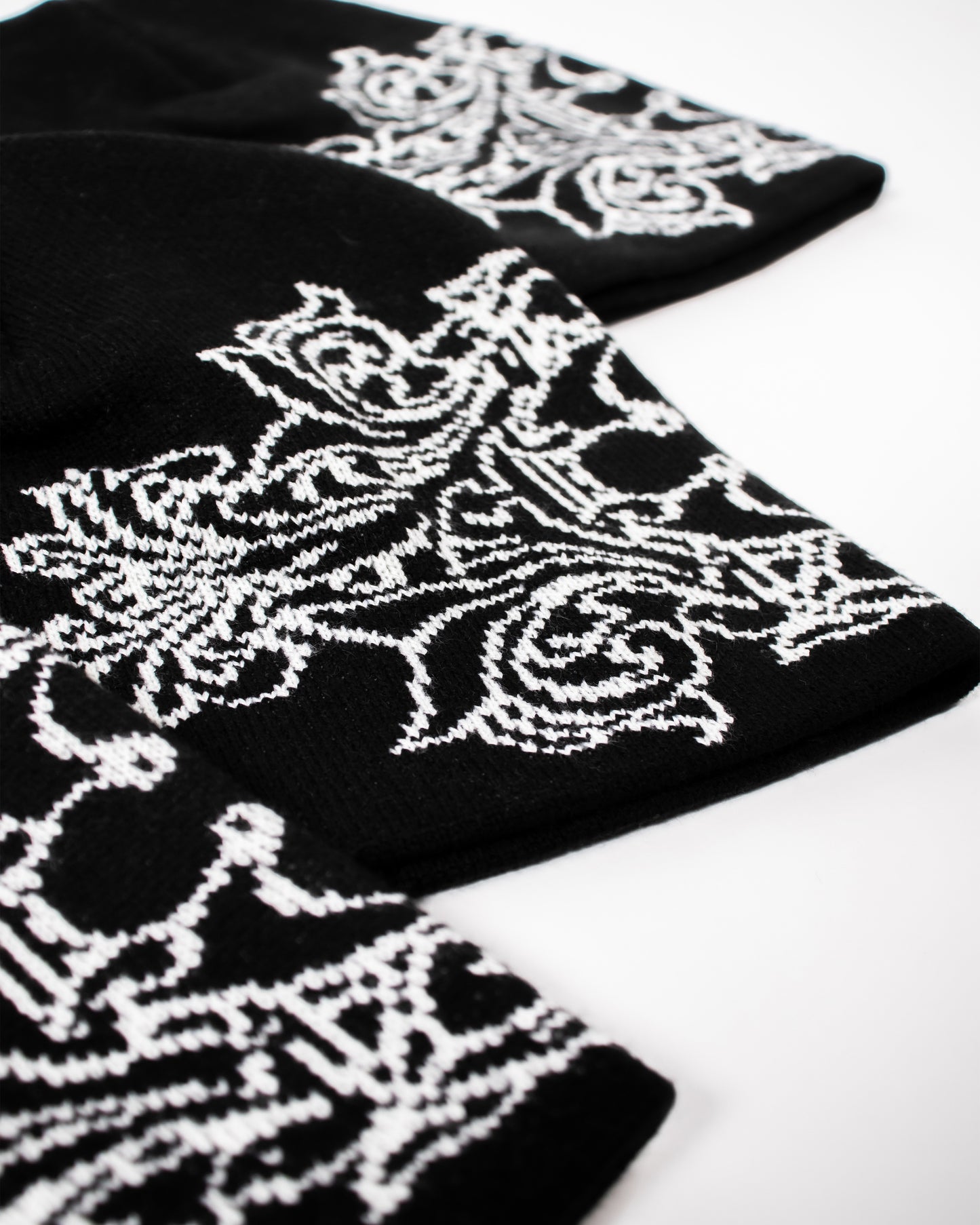 BAROQUE TRAFORO BEANIE