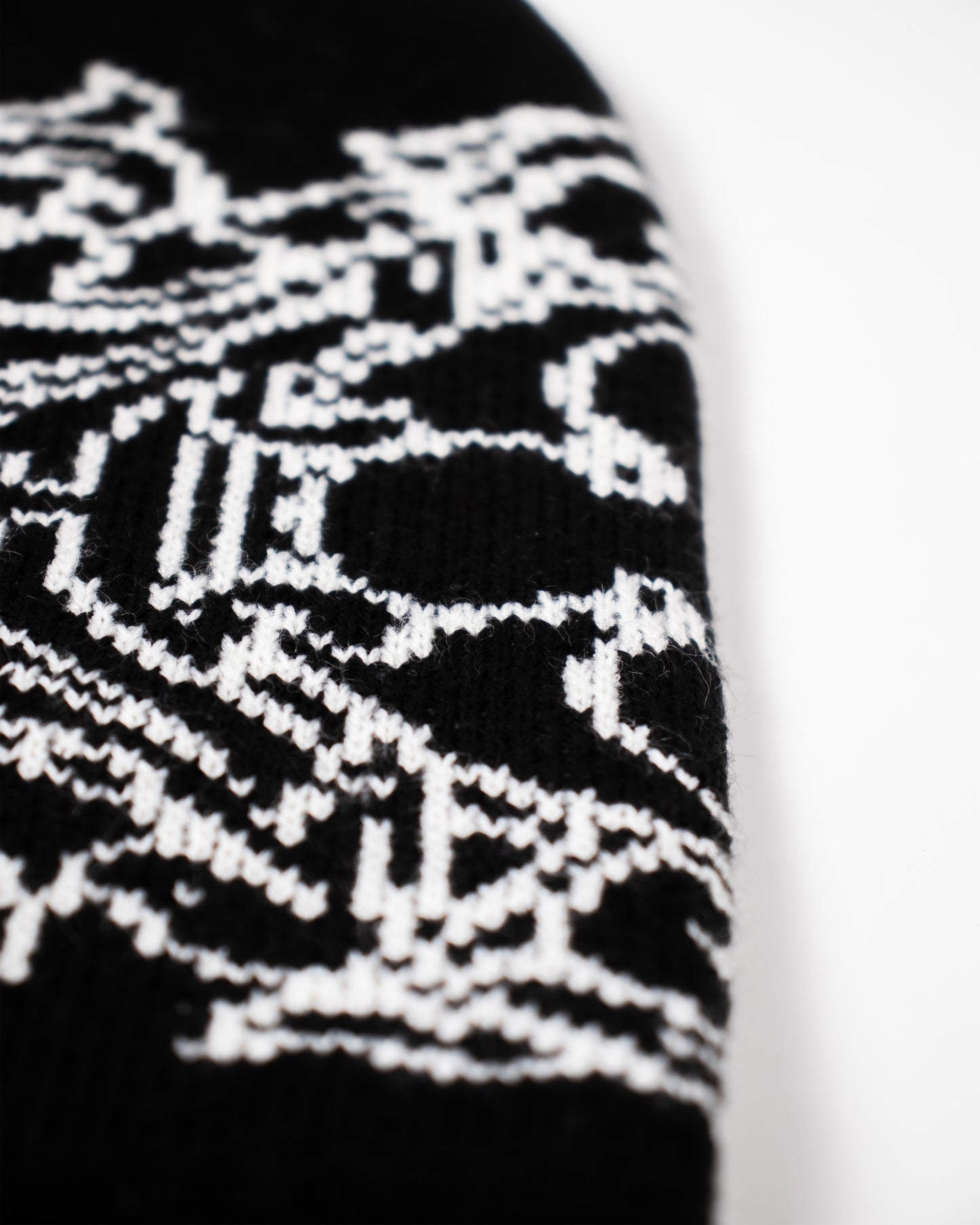 BAROQUE TRAFORO BEANIE
