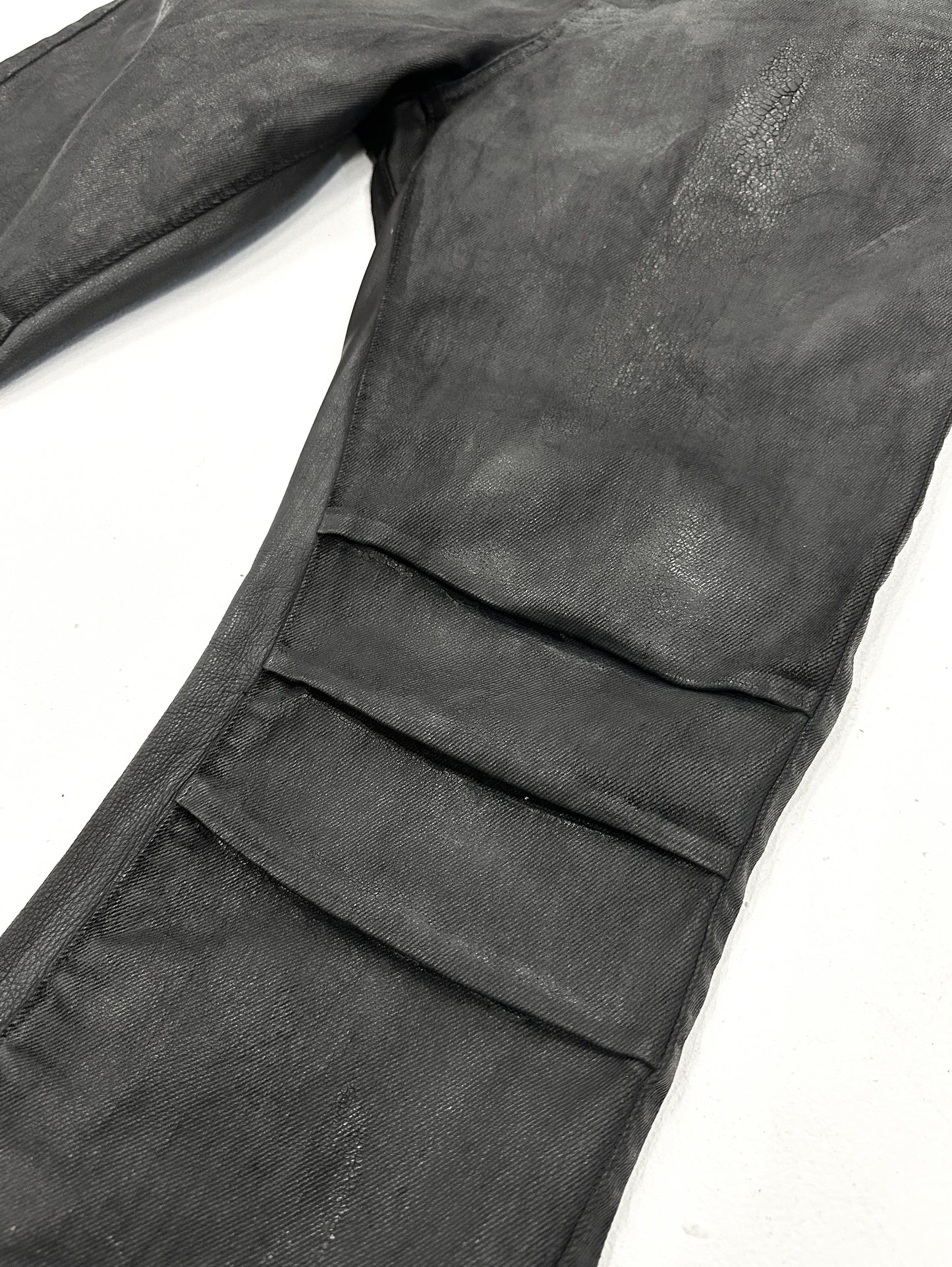 MANOPELLE CRACKED DARK GREY PANTS